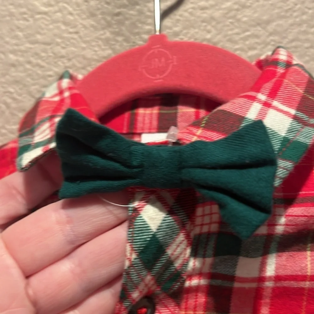 New Cat & Jack Baby Boy’s Flannel Shirt Onesie With Bow tie Size 6-9 Months NWOT
